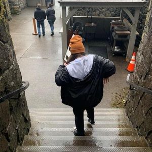 Meet your Posher, Sara